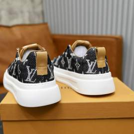 Picture of Louis Vuitton Shoes _SKULVsz38-45hnh024715015